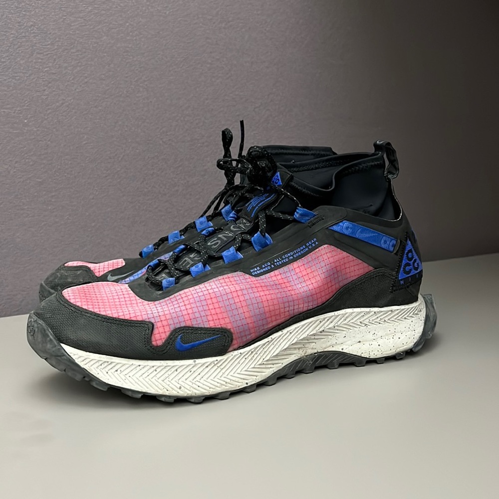 Nike ACG React